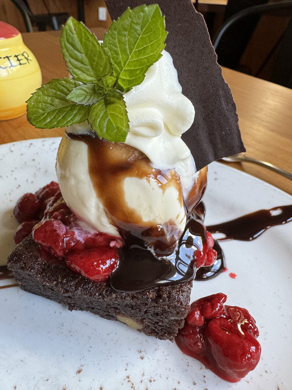 Cook Saddle Cafe & Saloon